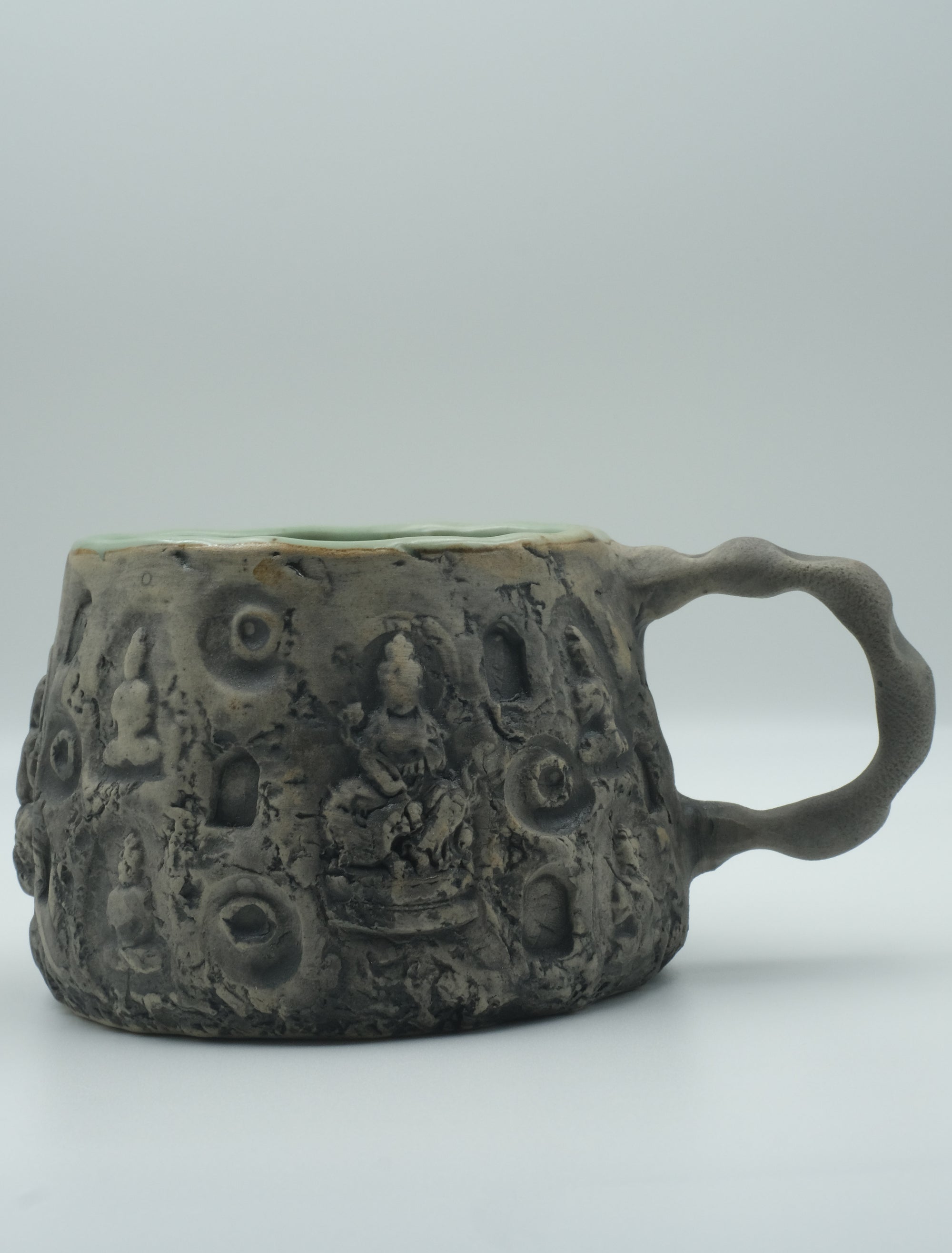 Dunhuang Echo – Handmade Ceramic Mug from Jingdezhen